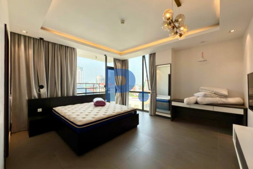 Spacious 2 Bedrooms Apartment for RENT near BKK1 and Independence Monument