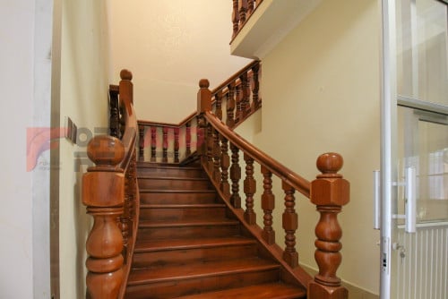 Spacious 7 bedrooms villa with Swimming Pool for rent in Tonle Bassac Area (Close to BKK1)