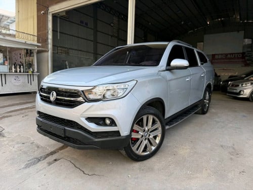 Ssang young Rexton sports 2019full option