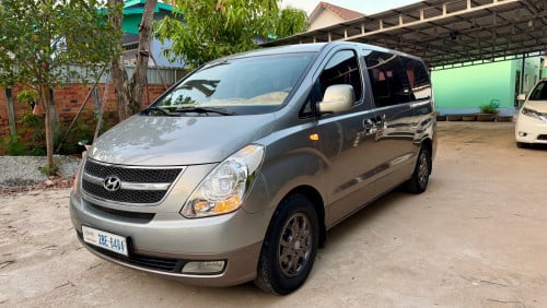 Starex cvx 2012 full បុិចតូច