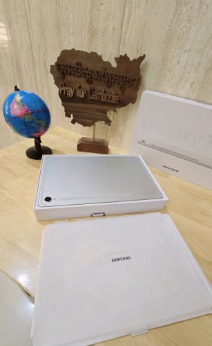 Tab S9 99.99% 8G 128G 389$