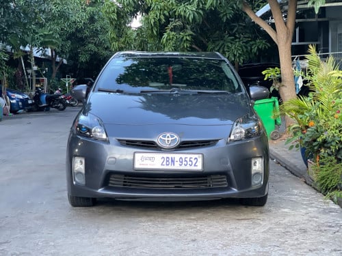 Toyota Prius 2010 Option 4 លំដាប់មេឡាន