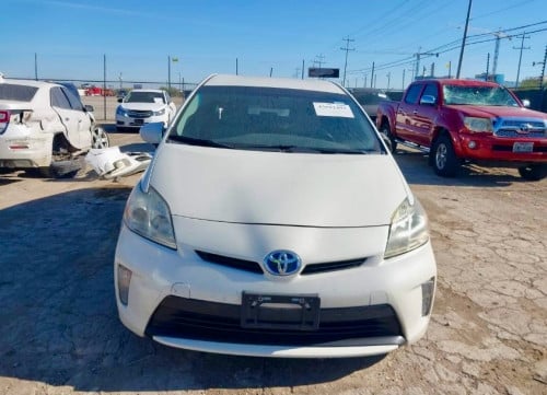 Toyota Prius 2014 Option 4 ក្នុង ស