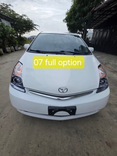 Toyota Pruis 07 full option ក្រដាសពន្ធថ្មី