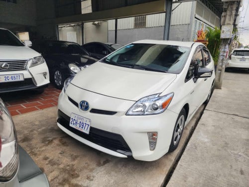 Toyota Pruise 2013 លក់ Options3