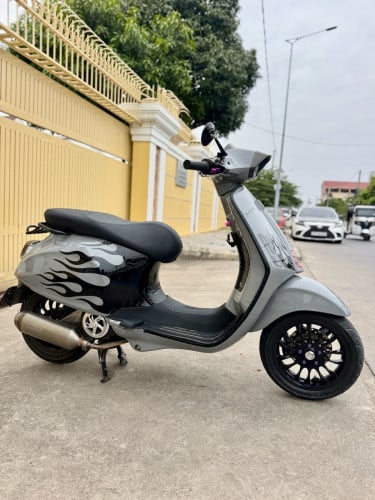 Vespa sprint 150cc ABS