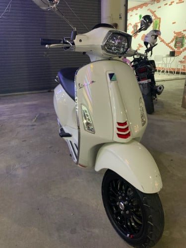 Vespa Sprint 2022 155cc 🛵🛵33xx$ លក់ដូរសេរី🤣
