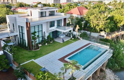 Villa for SALE or RENT! • Location: National road 6A