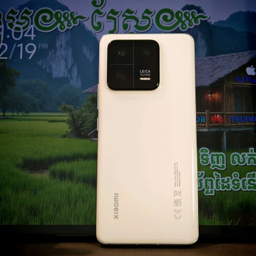 Xiaomi 13 Pro Global (វ៉ៃដូរបាន)មានធានាច្បាស់លាស់ត្រឹមត្រូវ