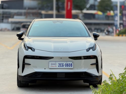 Zeekr X 2023 Doul ម៉ូទ័រ full range 512km ម្ចាស់ដើមទី1 ប្រើបាន 1មុឺនគីឡូ ម្ចាស់ផ្ទាល់