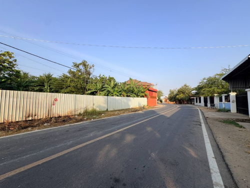 ដីសម្រាប់លក់និងជួលនៅក្រុងតាខ្មៅ