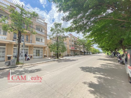 ផ្ទះអាជីកម្មសម្រាប់លក់ក្នុងបុរីមូនថោន