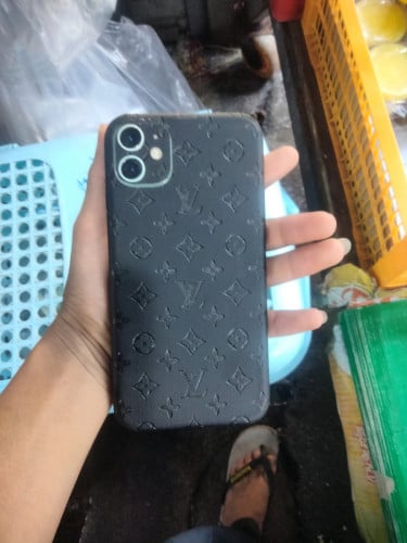 ធ្លាប់ដូរថ្មតម្លៃមិញចរចា