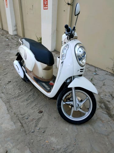 លក់ស្កុបពី