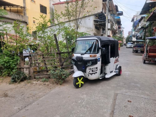 លេងហើយអែមណាស់លក់