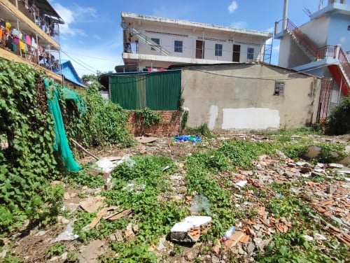 ដីលក់នៅចោមចៅ