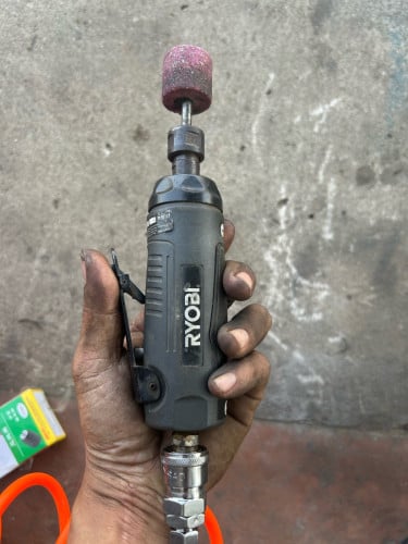 សំលៀងរុនសីជប៉ុន