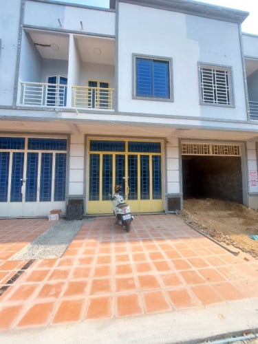 ផ្ទះល្វែងលក់បន្ទាន់ តម្លៃក្រោមទីផ្សារ កាន់សោចូលនៅ