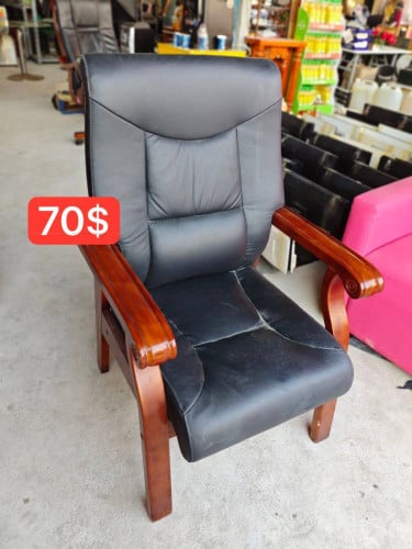 កៅអីប្រធាន