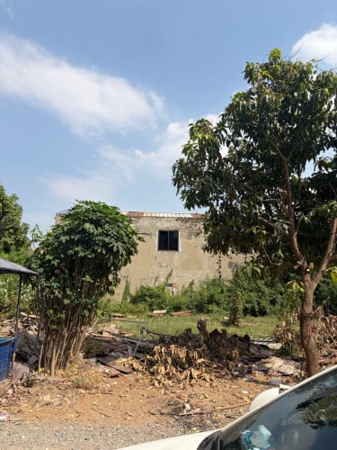 ដីសម្រាប់លក់