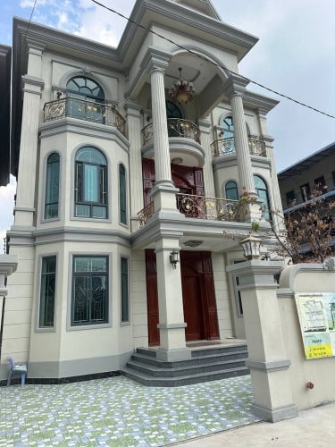 ផ្ទះវីឡាសម្រាប់ជួល