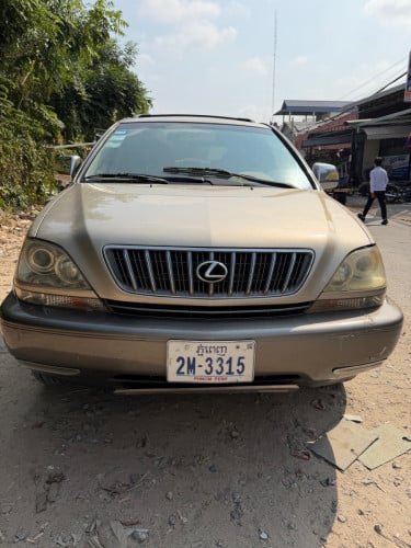 លក់ដូរសារី2000ឡានស្អាតឯកសារគ្រប់