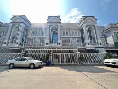 ីឡាកូនកាត់ សម្រាប់លក់ក្នុង បុរី ឡុងនី គម្រោងទី3 A-28