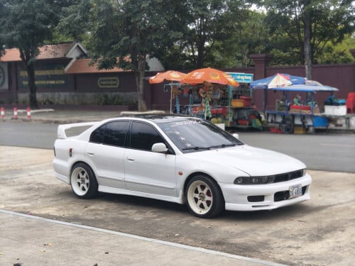 លក់បន្ទាន់ 5,200 ចរចារ
