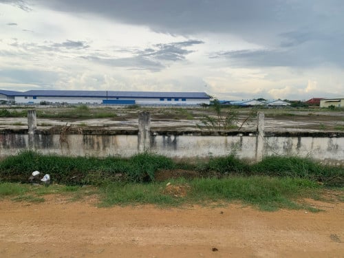 ដីលក់ចុះពីផ្លូវក្រវាត់ក្រុង៣ 50ឞ