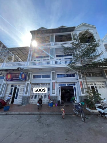 * ផ្ទះល្វែងកែងសំរាប់ជួល នៅចាក់អង្រែក្រោម A-19