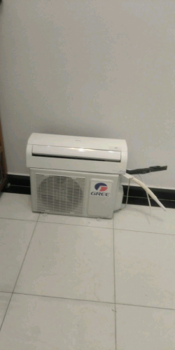 ម៉ាស៊ីនត្រជាក់Gree 1 សេះ