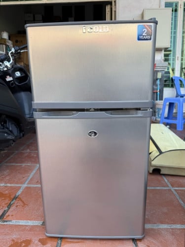 ទូទឹកកក Icold ខ្នាត៨តឹកកន្លះ មួយទឹកស្អាត 95% ទូទើបនឹងទិញមកថ្មី