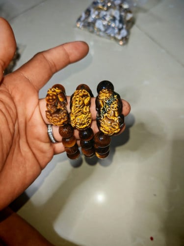 ខ្សែដៃថ្មភ្នែកខ្លា Tiger Eye + Pixiu ✨ • ថ្មពណ៌ត្នោតមាស ភ្លឺស្អាត សរសៃ