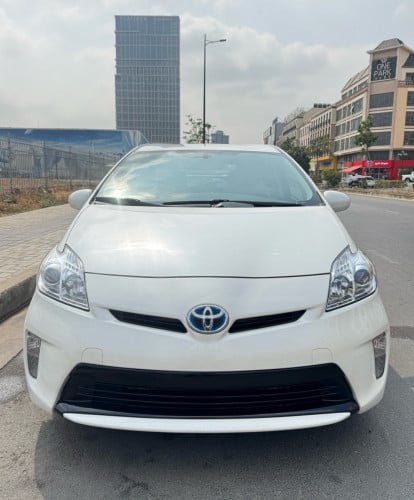 🚘Toyota Prius 2013 ក្រដាសពន្ធធានាគុណភាព នឹងតម្លៃ