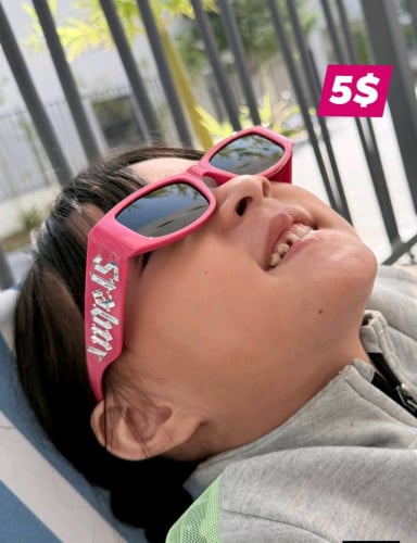 វ៉ែនតាក្មេង អាចប្រើបាន ទាំងប្រុសទាំងស្រី មាន UV400 ជាផលិតផល គុណភាពខ្ពស់