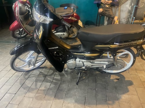 09នៅល្អទាំងអស់ខ្លាំងម៉ាស៊ីនខ្លាំង