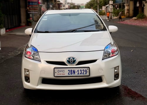 2010 Prius option 4