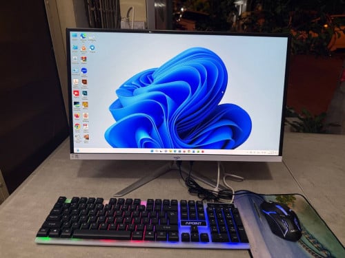 All in one 24inch 💸200$