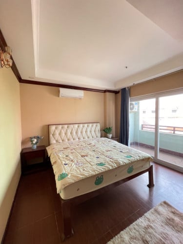 Apartment for rent 100$ជាង​(ផ្សារហេងលី)