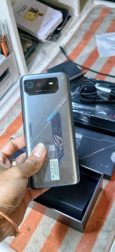 Asus ROG 6D RAM 12GB STORAGE 256GB នៅស្អាតដូចថ្មី!