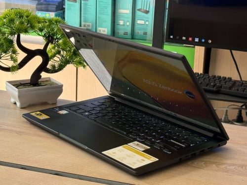 Asus Vivobook X1405VA / Core I9-13900H / Ram 16GB /1.0TB / 14Ïnch