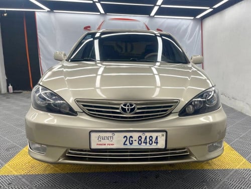 Camry LE 2002