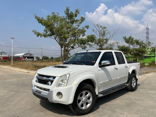 Dmax 2007 ឆ្វេងអូតូប៉ុងមួយម៉ាសុីនធំ