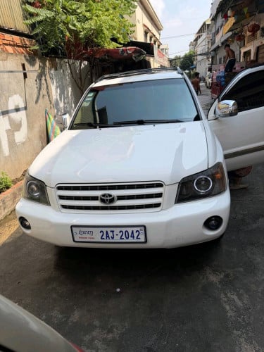 Highlander 2002 limited fullប៉ុងមួយម៉ឺន 17,200 ចរចា