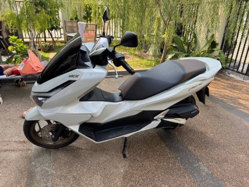 Honda pcx 160cc 2025