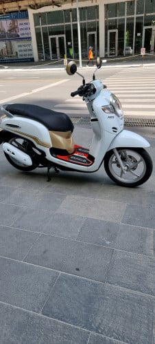 Honda scoopy 2020