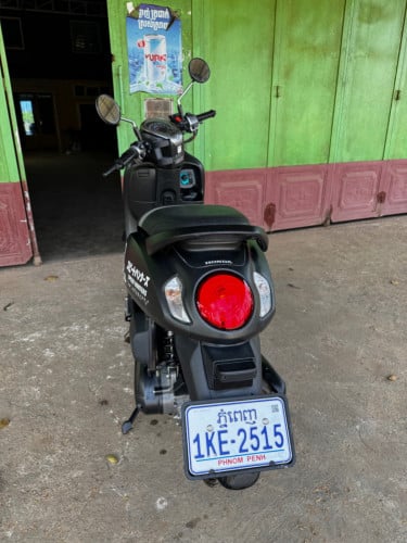 Honda scoopy I 021  Smartkey 1700$  ចរចារបានតិច!