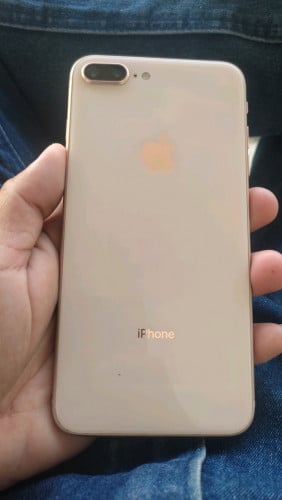 iPhone 8+ 64G បែកកញ្ចក់មុខ