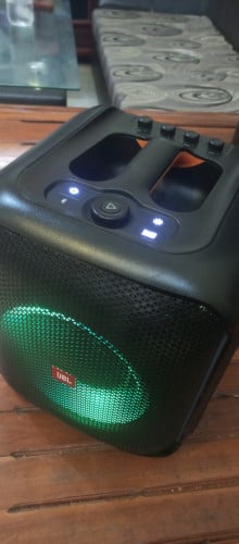 jblអាតឿជំនាន់ទី2 អត់មេក្រូថ្មកាន់សំលេងណែន145$ វៃដូរបាន