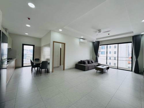 Large 2 Bedrooms For Rent Close to Beoung Keng Kang1